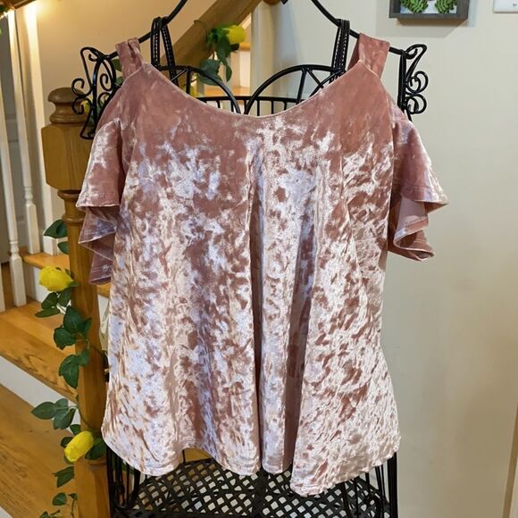 ✨Self Esteem Crushed Dusty Rose Millennial Cold ShoulderTop✨ - Picture 4 of 9